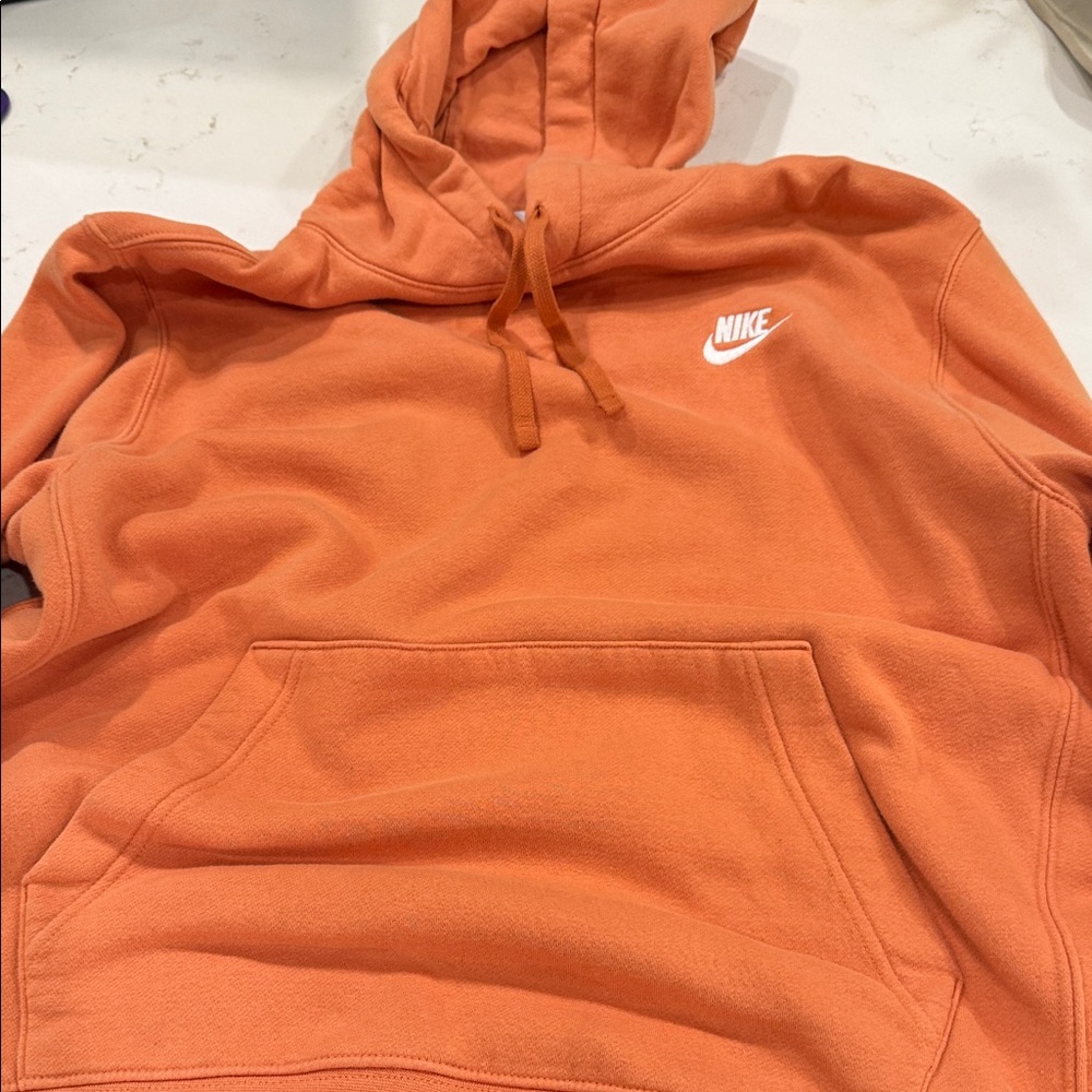 Nike Men's Vibrant Orange Pullover Hoodie